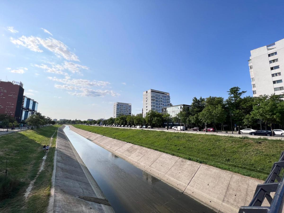 3 Rooms Apartment Palace View Яш Екстериор снимка