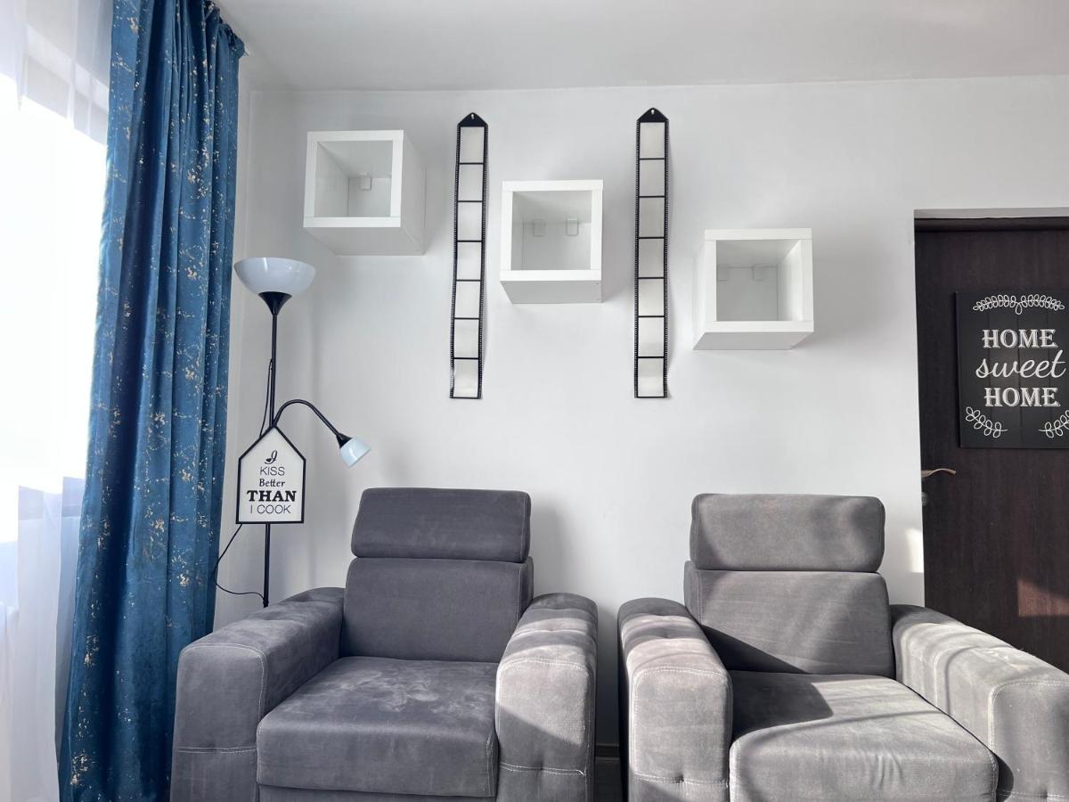 3 Rooms Apartment Palace View Яш Екстериор снимка